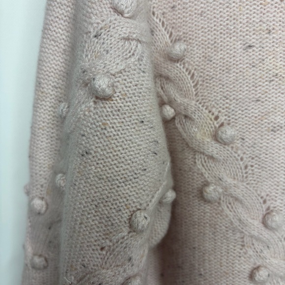 Women's Pink Cashmere Sweater - Picture 5 of 9